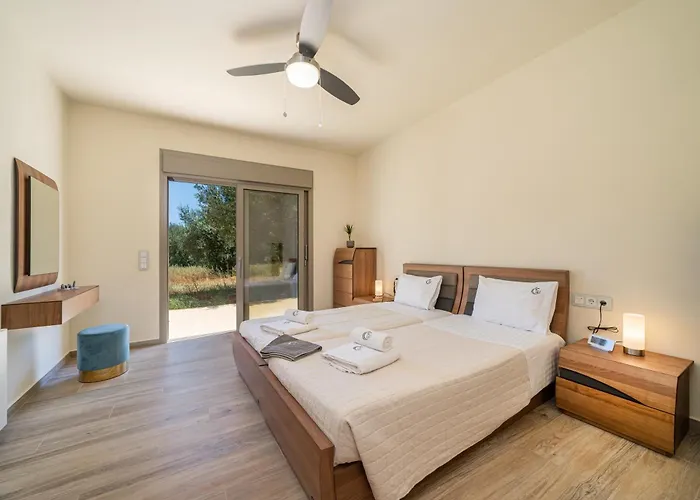 Elia Kefalonia By Olea Vila *